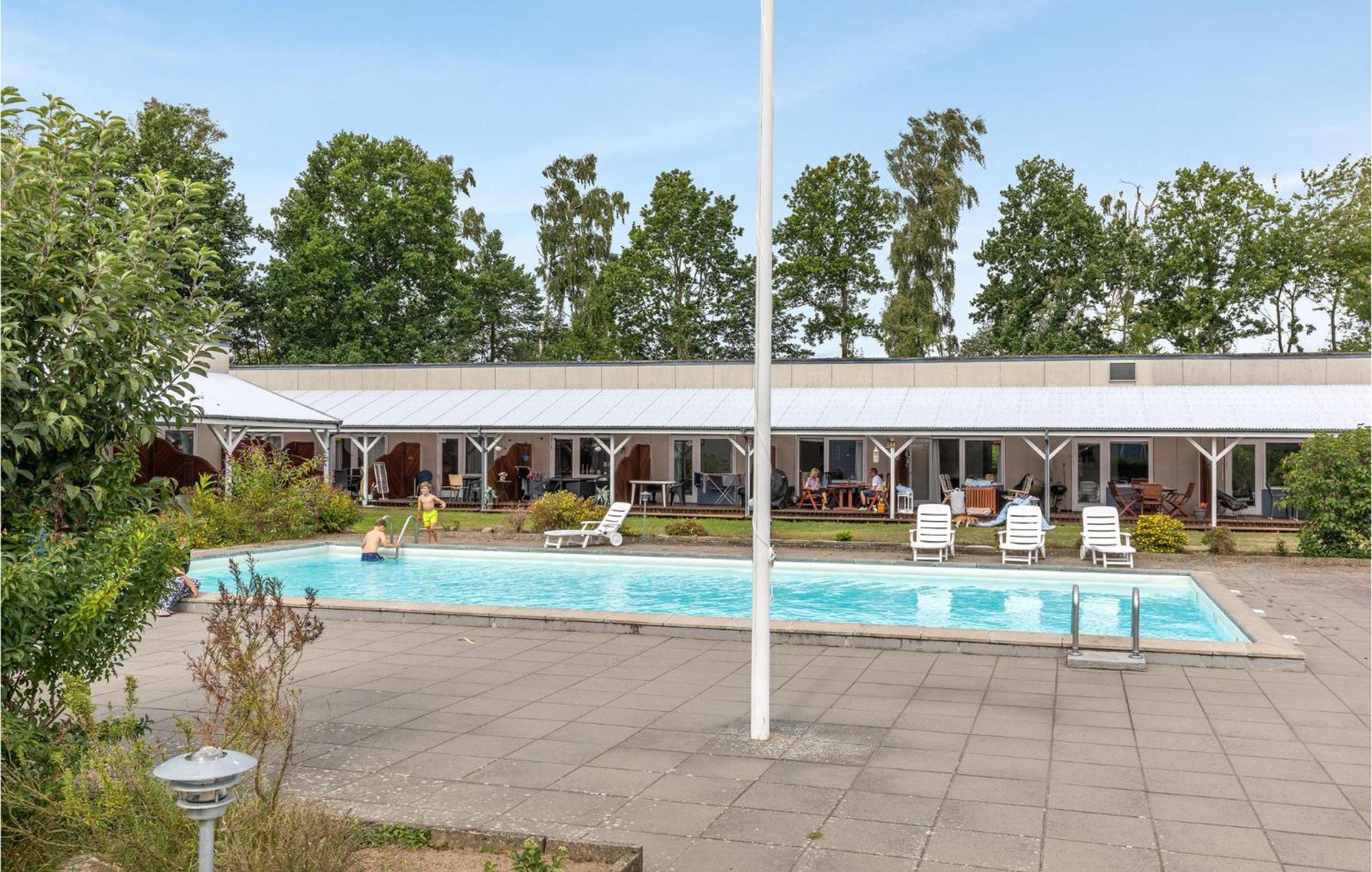 Beautiful Apartment In Neksø Eksteriør billede